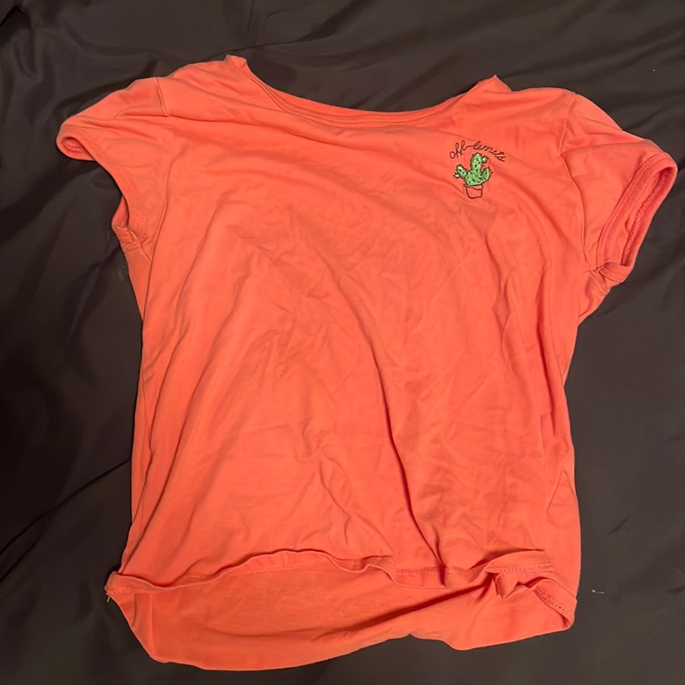 City streets orange/pink cropped t-shirt adult small